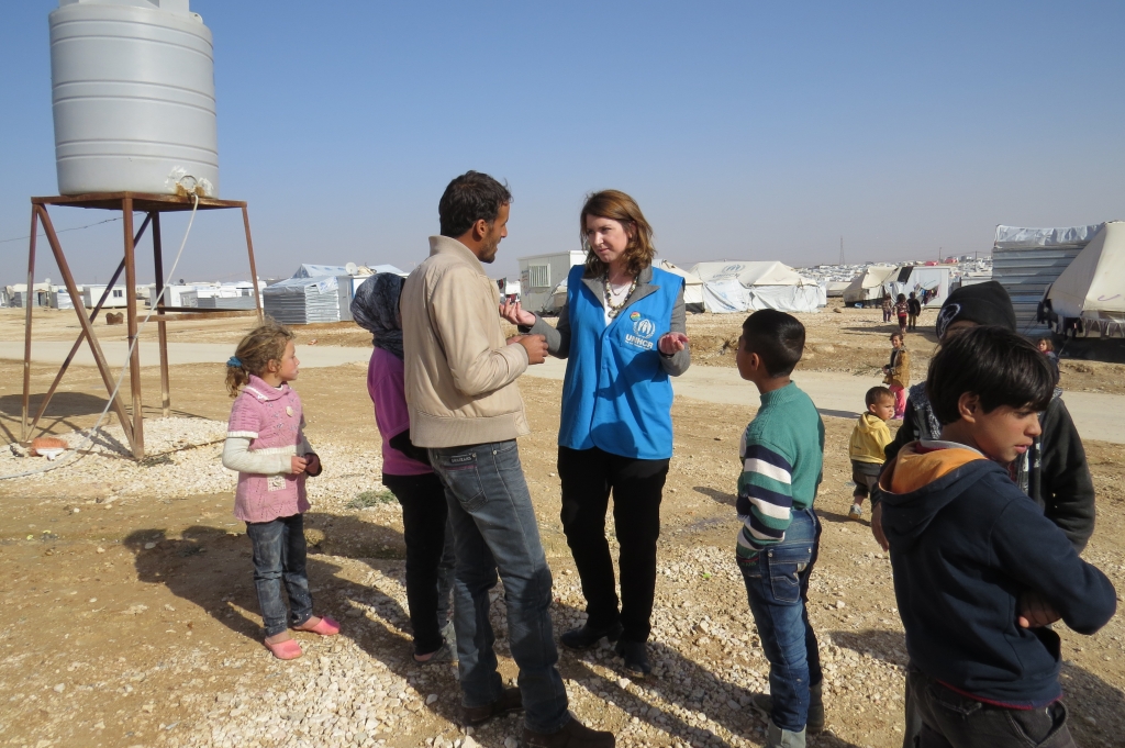 UNHCR staff catching up on camp life at Zaatari